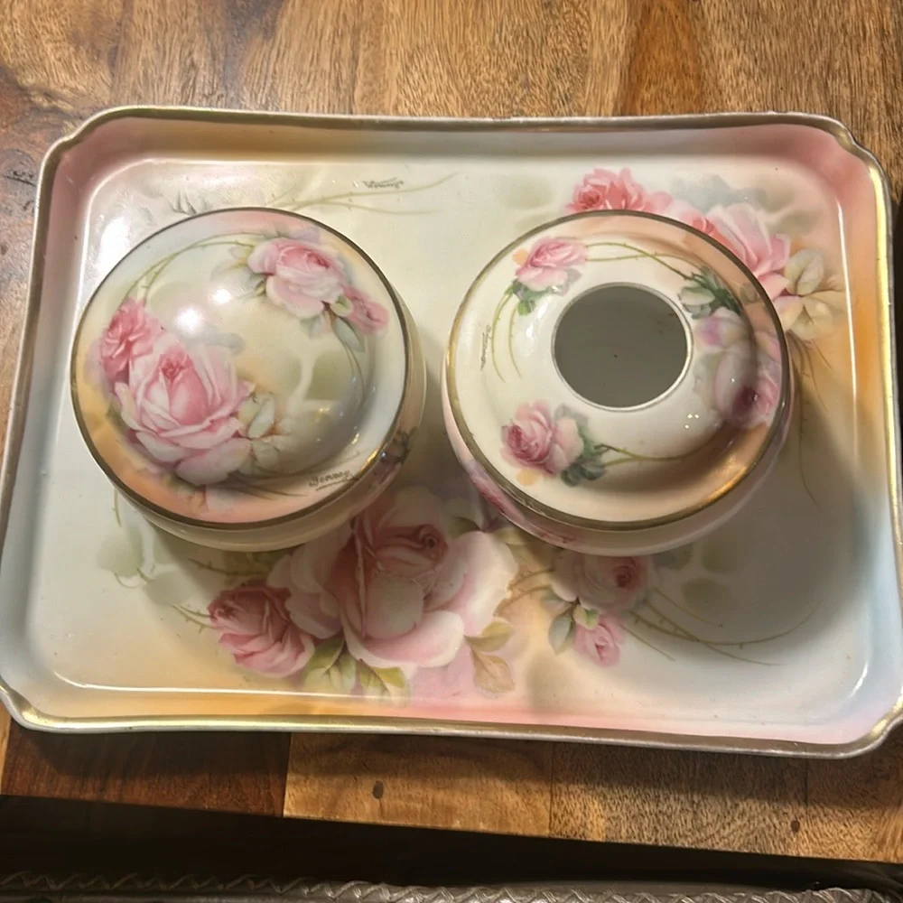Prussia dresser 3 pc set vintage. Floral design. Absolutely stunning